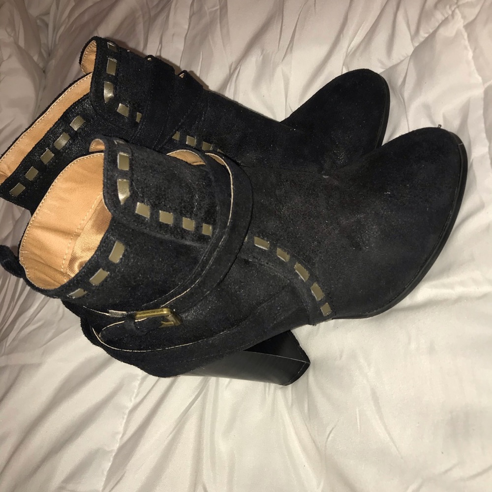 Stacked heel ankle boots- black size 7.5